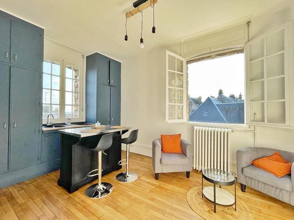 Domfront-Bnb : Chic & Confort Domfront  Esterno foto
