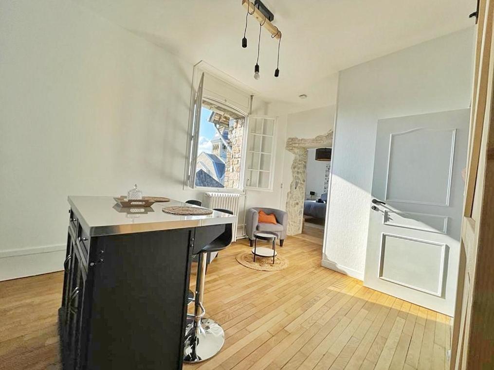 Domfront-Bnb : Chic & Confort Domfront  Esterno foto