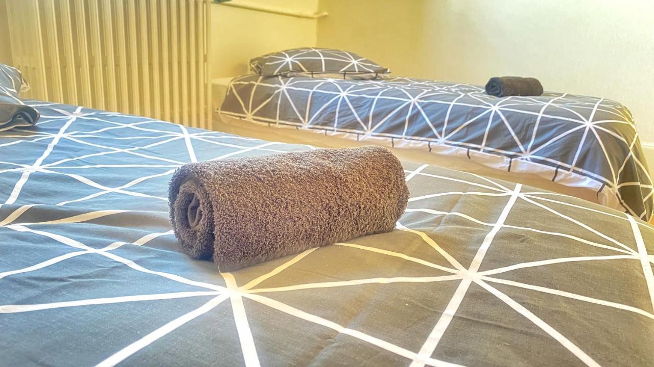 Domfront-Bnb : Chic & Confort Domfront  Esterno foto