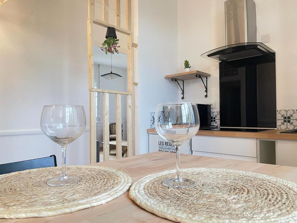 Domfront-Bnb : Chic & Confort Domfront  Esterno foto
