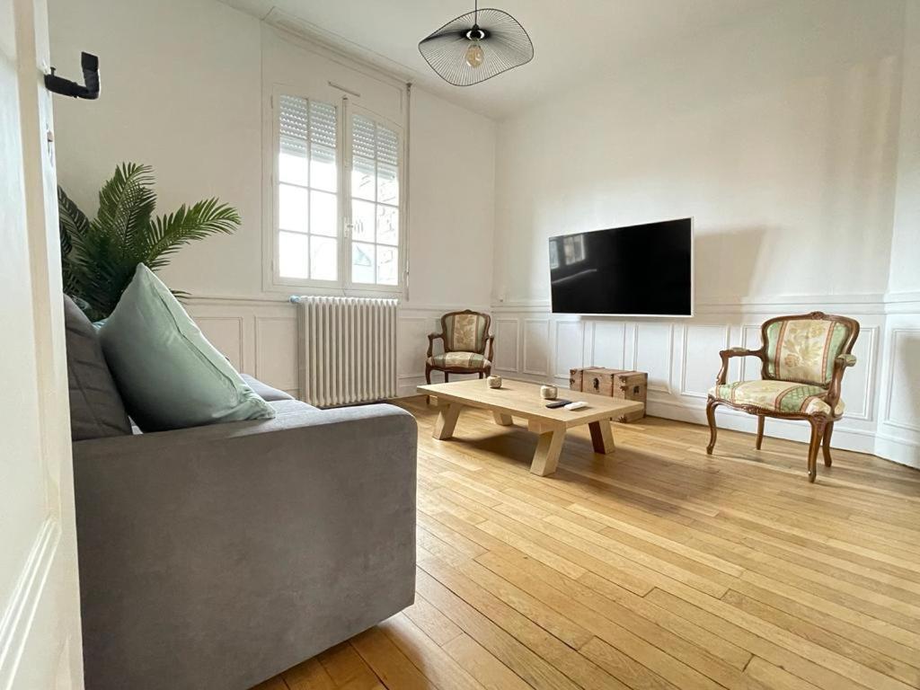 Domfront-Bnb : Chic & Confort Domfront  Esterno foto