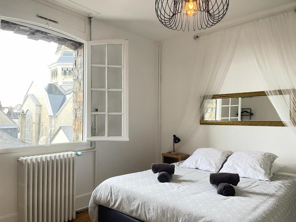 Domfront-Bnb : Chic & Confort Domfront  Esterno foto